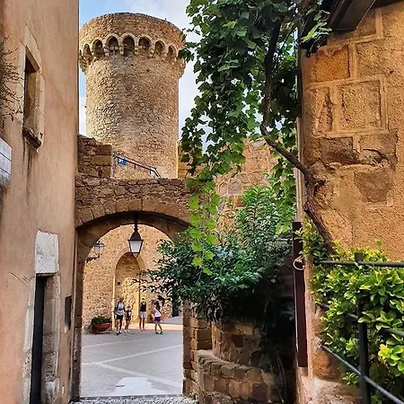 Parascheva St Jordi Gasthuis Tossa de Mar